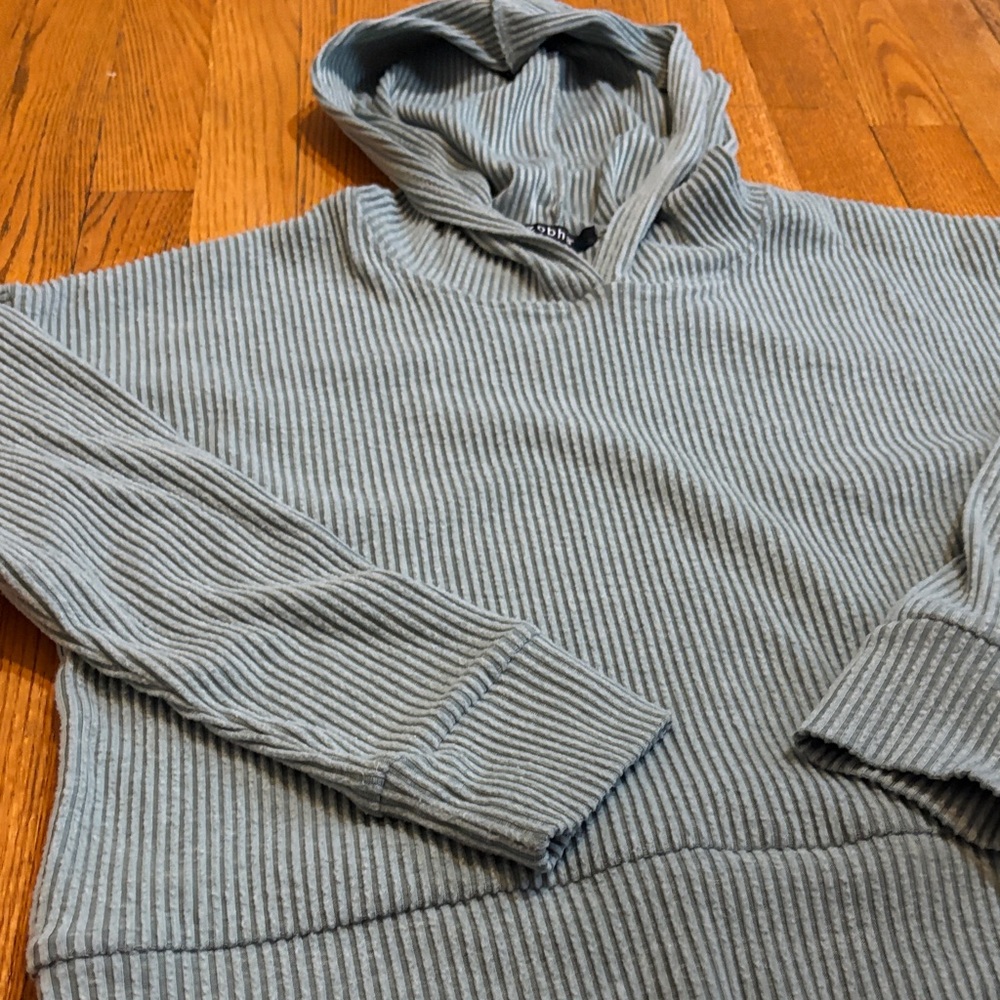 Zobha Ribbed Hoodie - Light Green🩵 - Picture 3 of 6